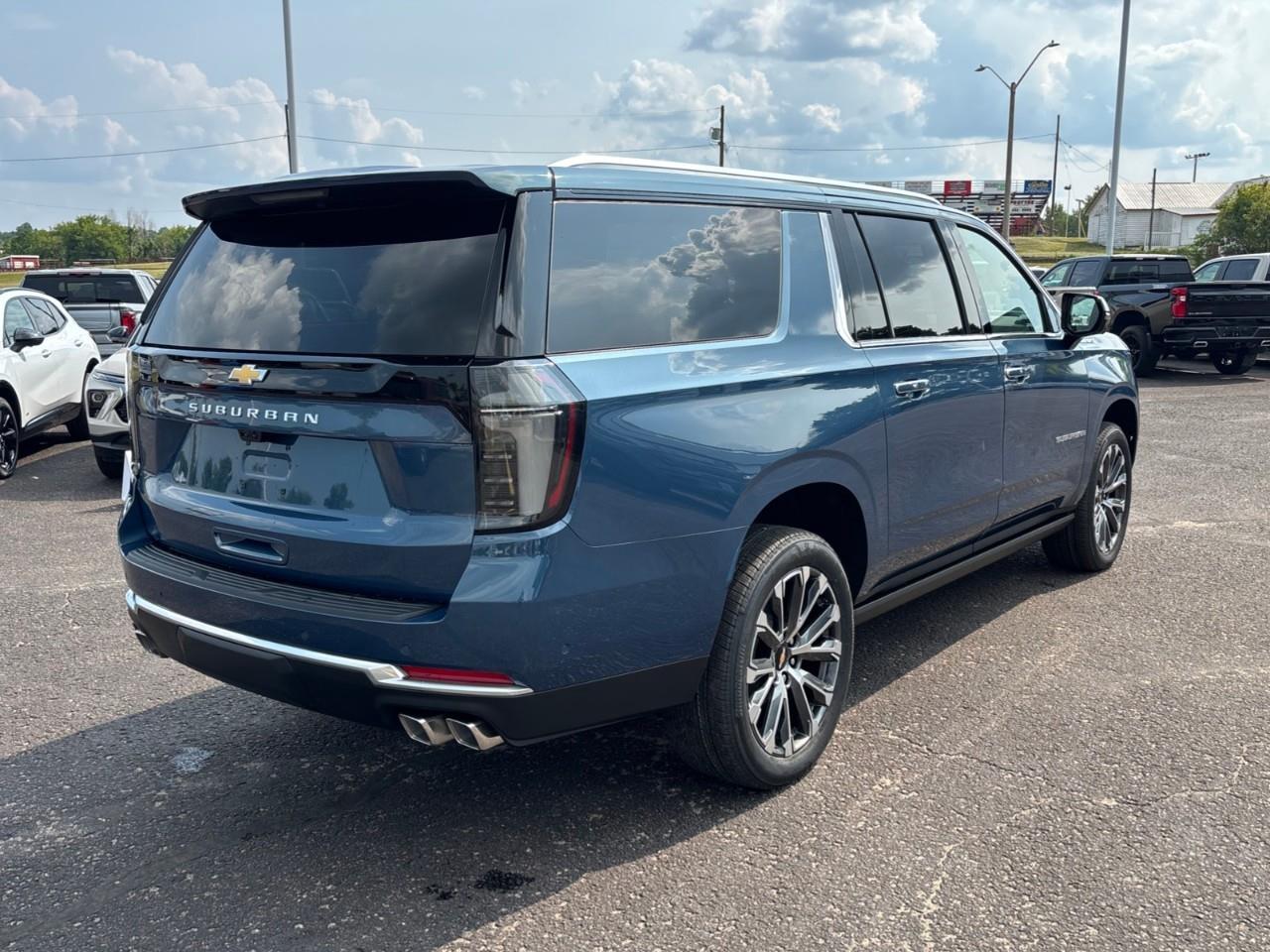 2026 Chevrolet Suburban High Country New Full Size 7 Passenger 4X4 SUV with Heated and Ventilated Front Seats, Heated Second Row Seats, Heated Steering Wheel, Max Trailering Package, Super Cruise Hands Free Driving, Panoramic Sunroof, Dr Photo