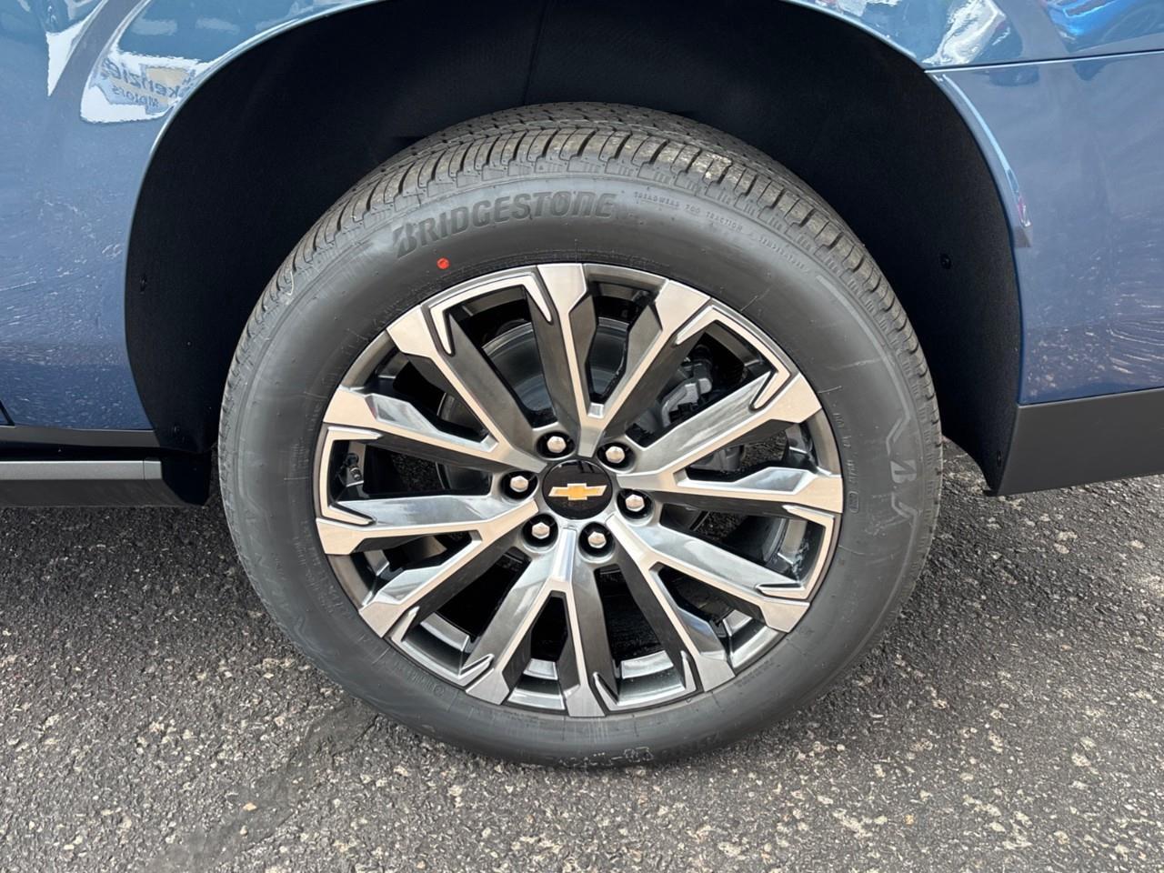2026 Chevrolet Suburban High Country New Full Size 7 Passenger 4X4 SUV with Heated and Ventilated Front Seats, Heated Second Row Seats, Heated Steering Wheel, Max Trailering Package, Super Cruise Hands Free Driving, Panoramic Sunroof, Dr Photo