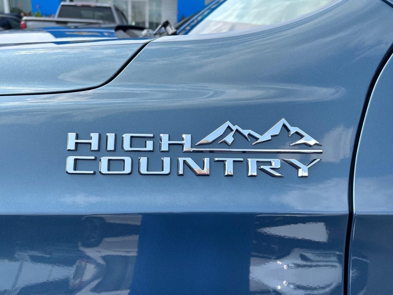2026 Chevrolet Suburban High Country New Full Size 7 Passenger 4X4 SUV with Heated and Ventilated Front Seats, Heated Second Row Seats, Heated Steering Wheel, Max Trailering Package, Super Cruise Hands Free Driving, Panoramic Sunroof, Dr Photo