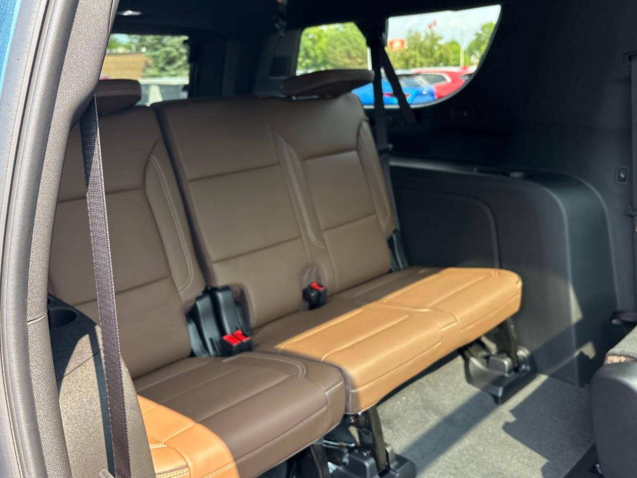2026 Chevrolet Suburban High Country New Full Size 7 Passenger 4X4 SUV with Heated and Ventilated Front Seats, Heated Second Row Seats, Heated Steering Wheel, Max Trailering Package, Super Cruise Hands Free Driving, Panoramic Sunroof, Dr Photo