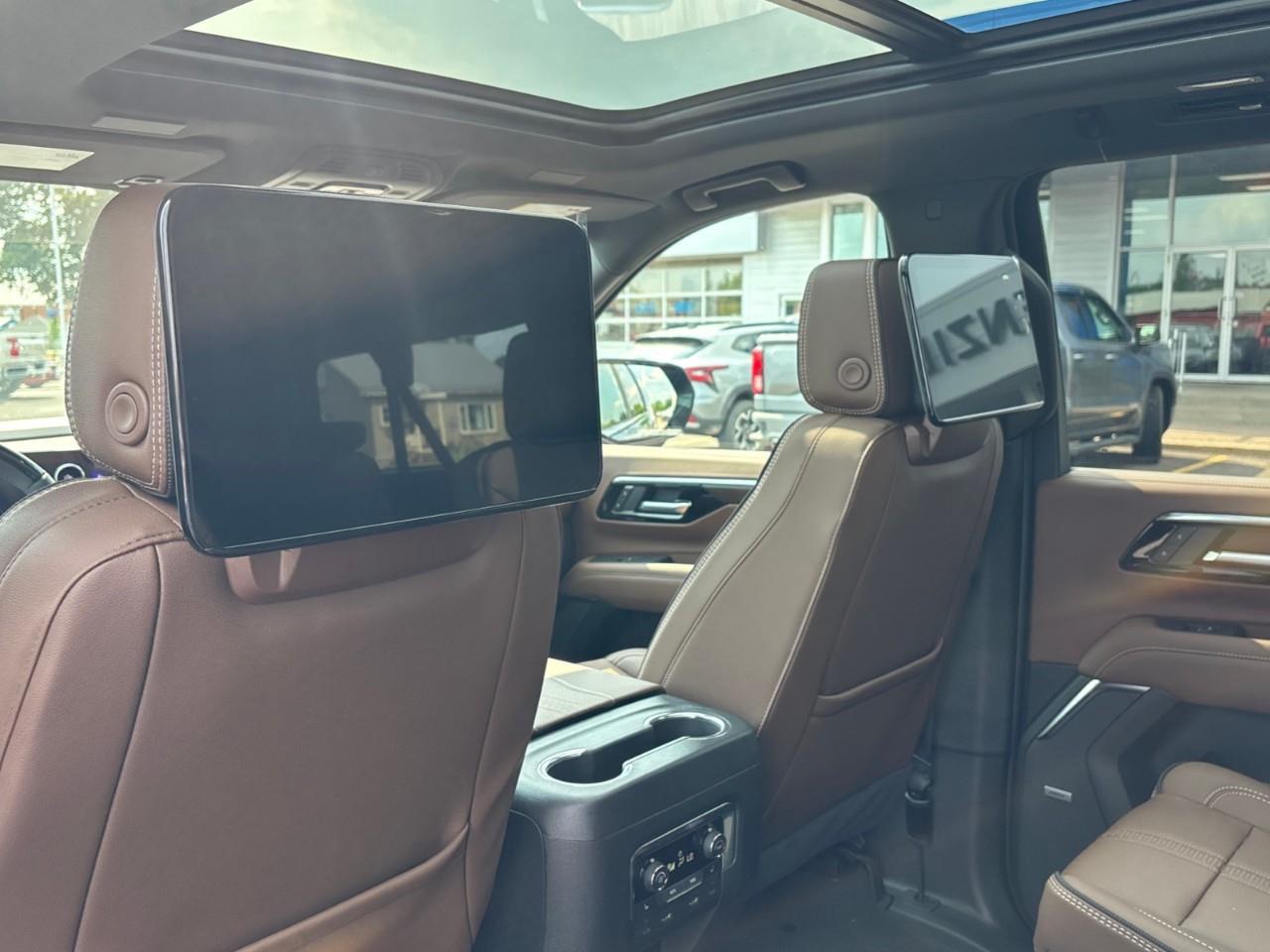 2026 Chevrolet Suburban High Country New Full Size 7 Passenger 4X4 SUV with Heated and Ventilated Front Seats, Heated Second Row Seats, Heated Steering Wheel, Max Trailering Package, Super Cruise Hands Free Driving, Panoramic Sunroof, Dr Photo