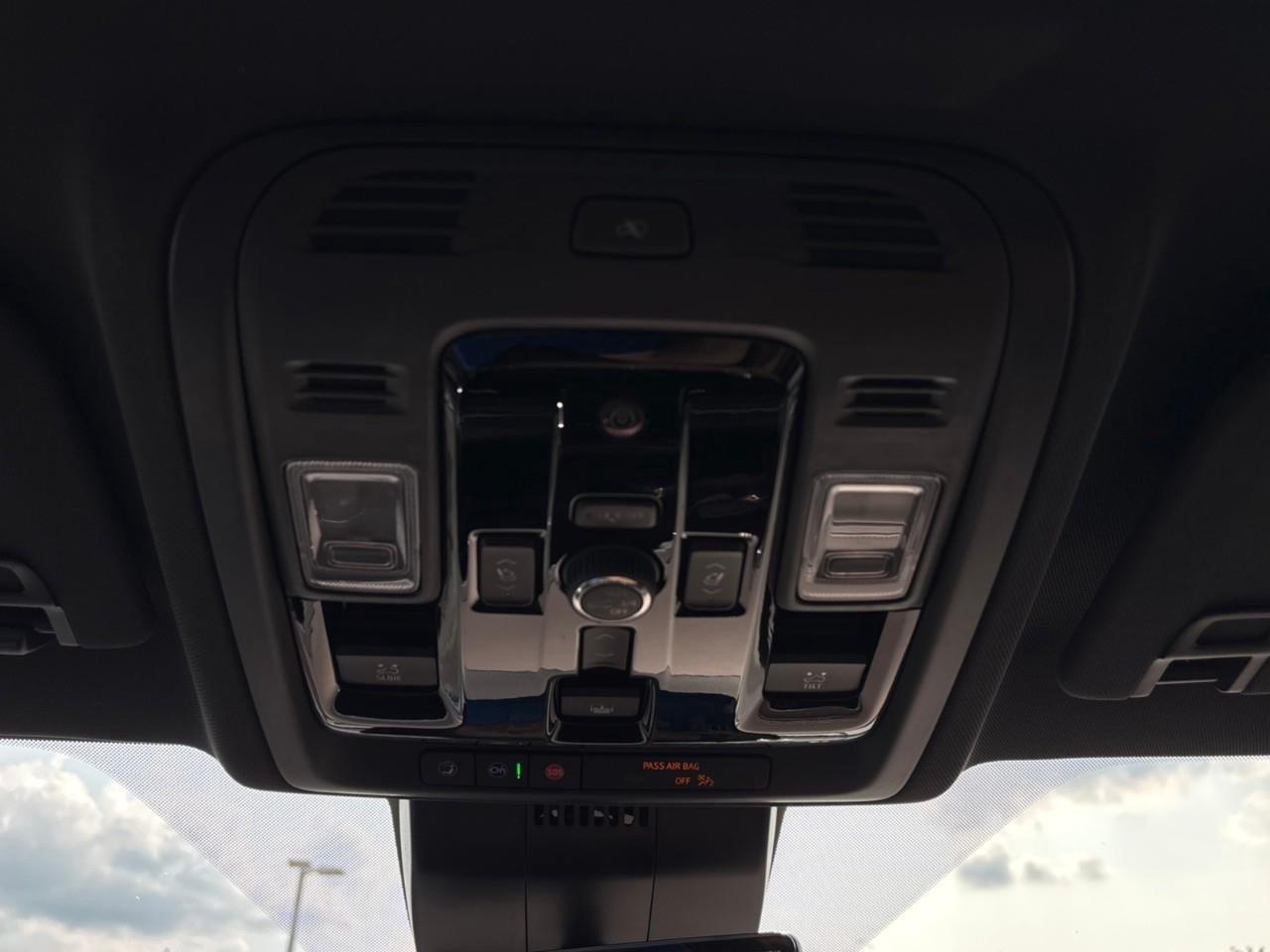 2026 Chevrolet Suburban High Country New Full Size 7 Passenger 4X4 SUV with Heated and Ventilated Front Seats, Heated Second Row Seats, Heated Steering Wheel, Max Trailering Package, Super Cruise Hands Free Driving, Panoramic Sunroof, Dr Photo