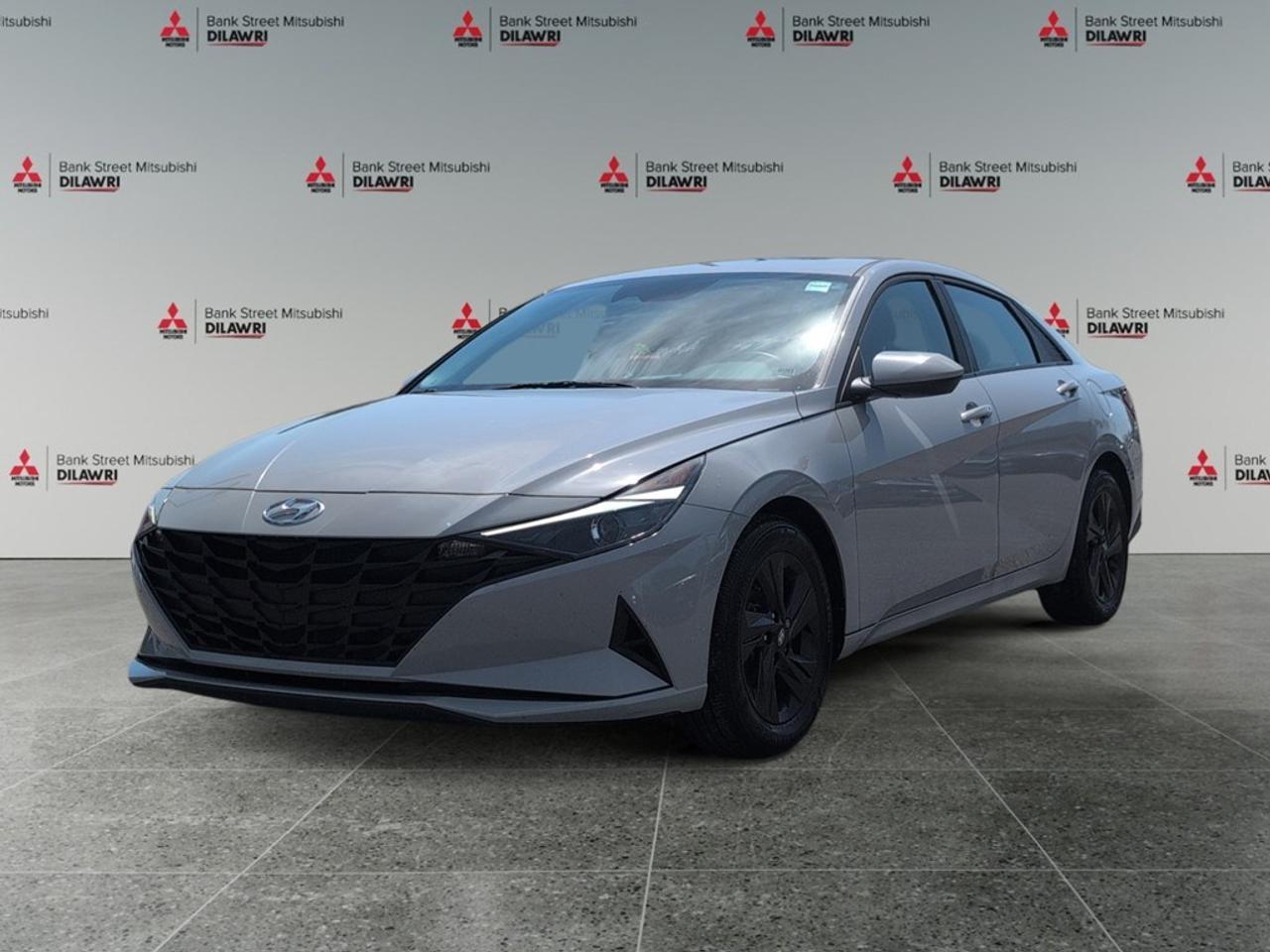 Used 2023 Hyundai Elantra Preferred IVT w/Tech Pkg for sale in Gloucester, ON