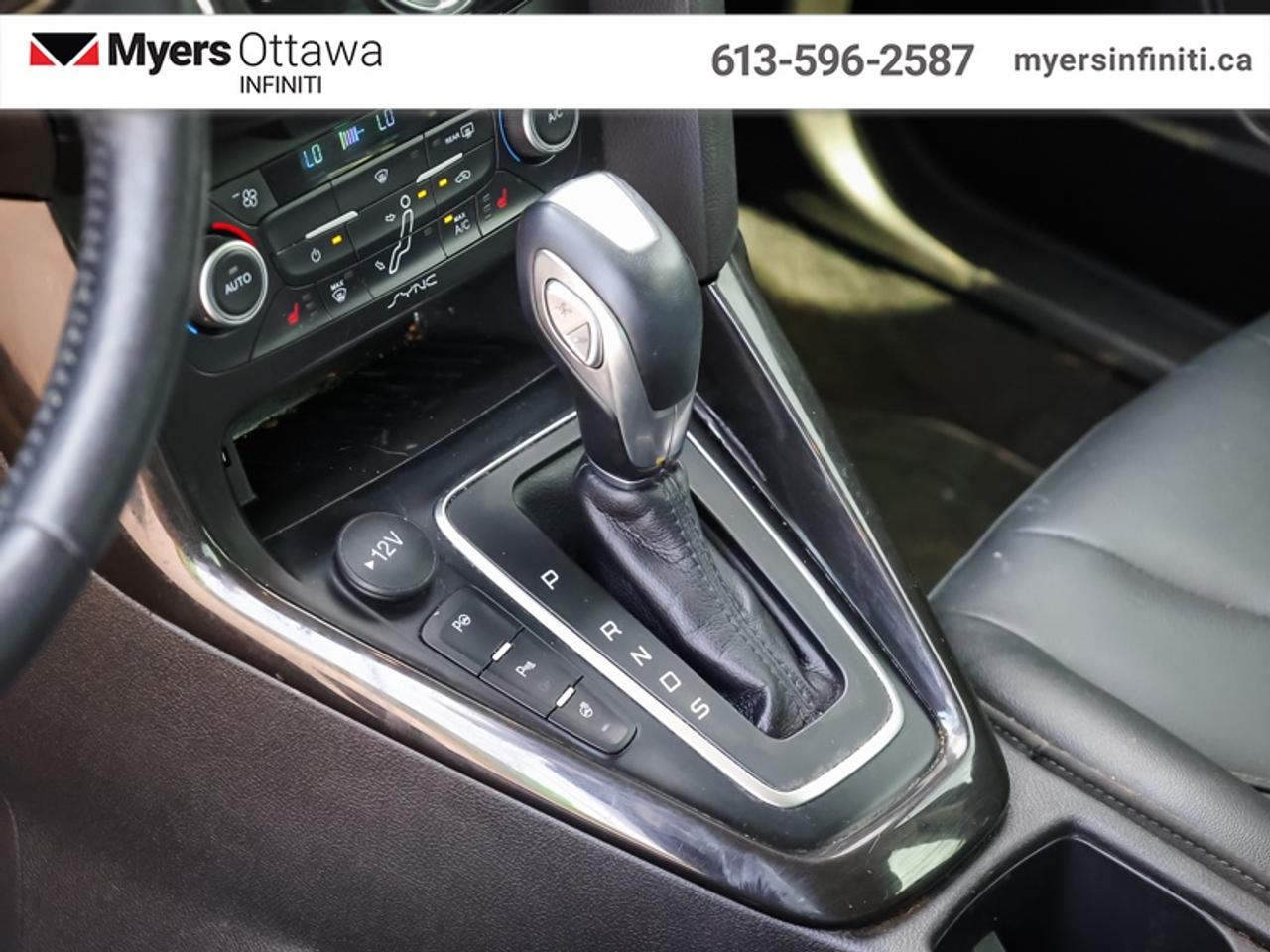 2018 Ford Focus Titanium  Sold AS-IS - Leather Seats - Bluetooth Photo