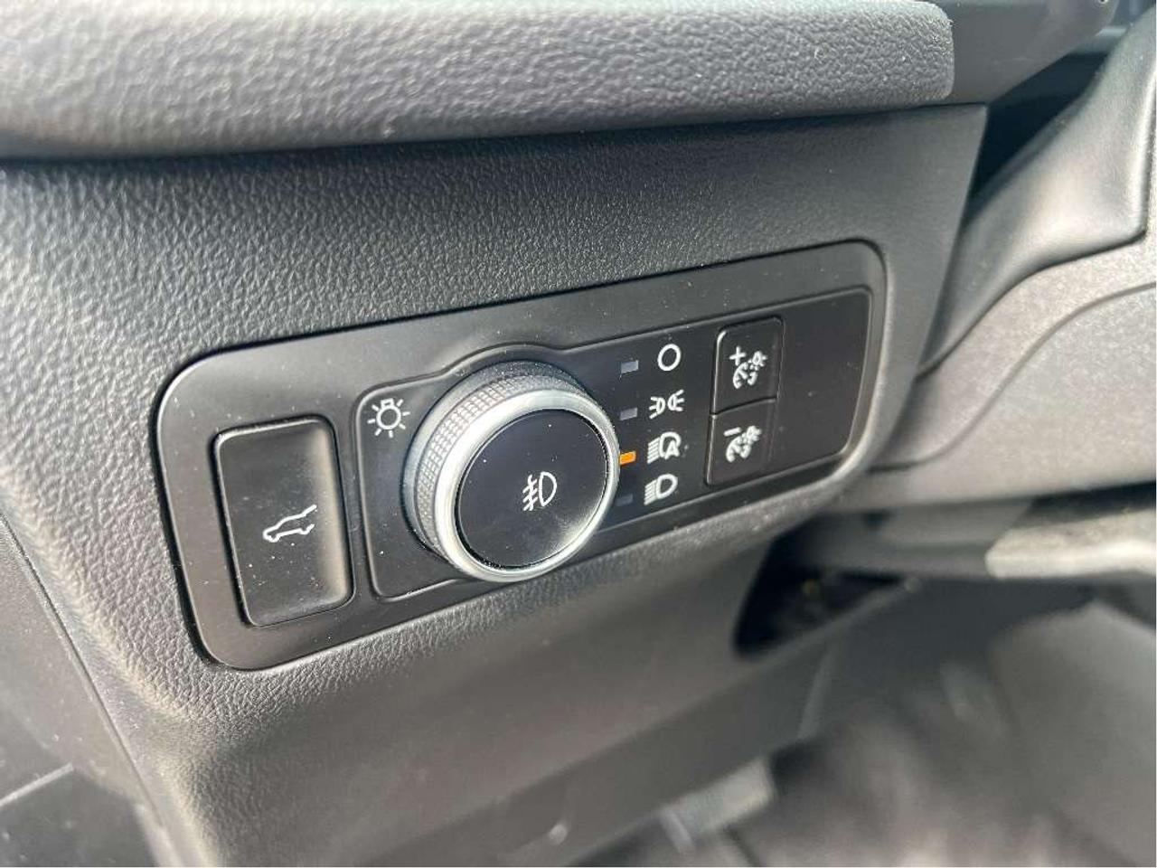 2025 Ford Escape Platinum AWD *LTHR *NAVI *PWR SEATS *PWR LIFTGATE Photo