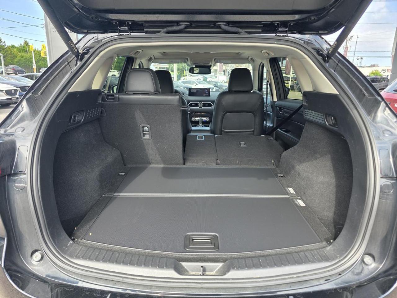 2023 Mazda CX-5 SUNROOF AWD GT CLEAN CARFAX Photo