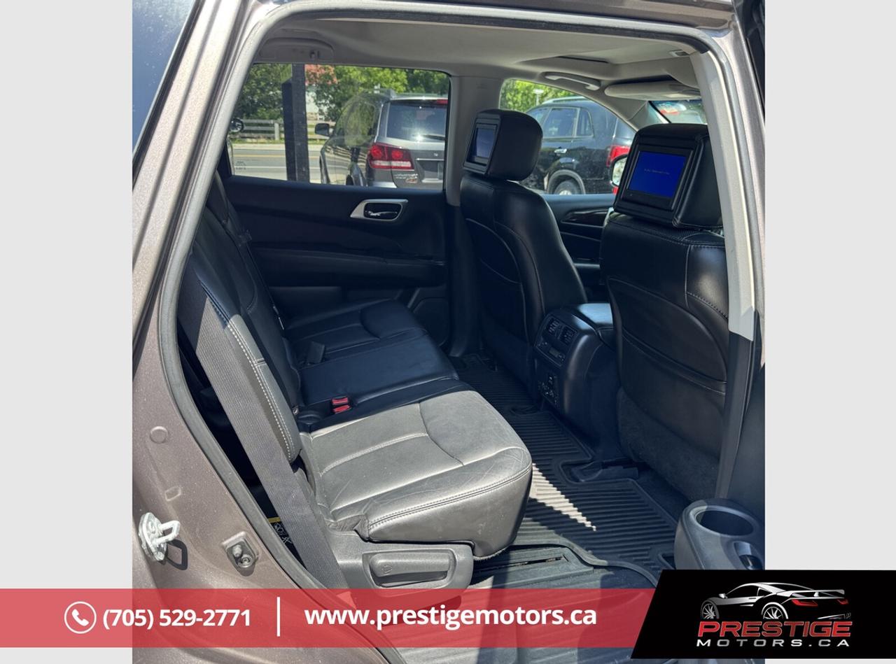 2014 Nissan Pathfinder Platinum Photo