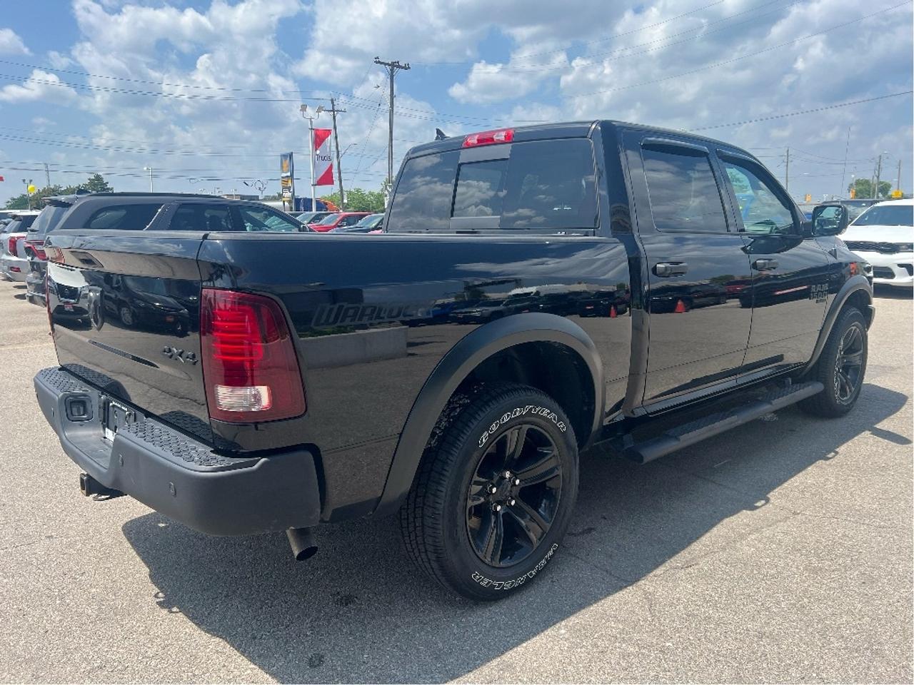 2023 RAM 1500 Classic Warlock Crew 4x4 V6 *TONNEAU *LINER *STEPS *HITCH Photo