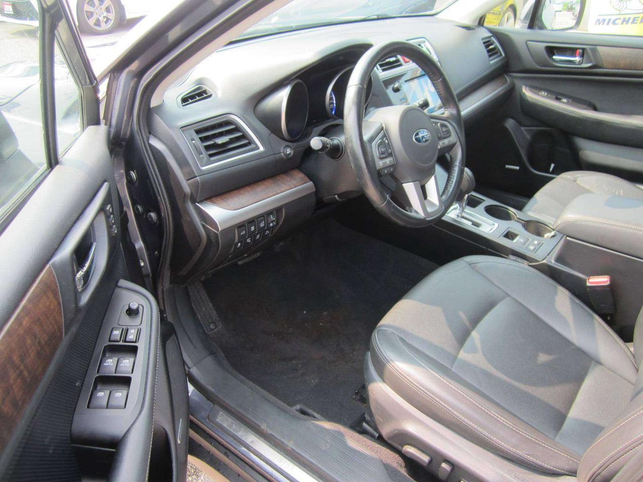 2016 Subaru Outback 4dr Wgn 3.6R Limited LEATHER NAV SUNROOF Photo