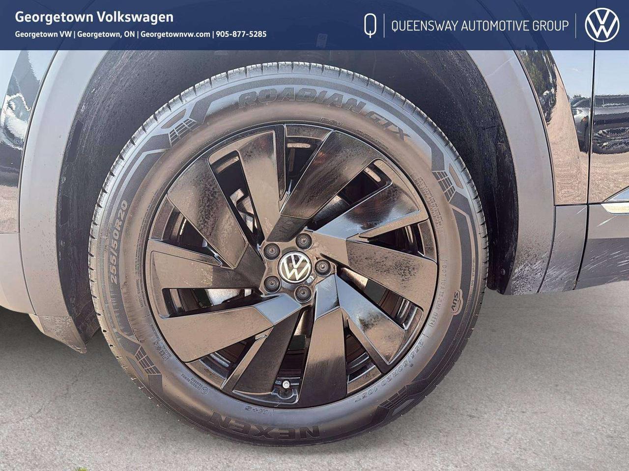 2025 Volkswagen Atlas 2.0 TSI Highline Pano Roof   Carplay   360 View Cam Photo
