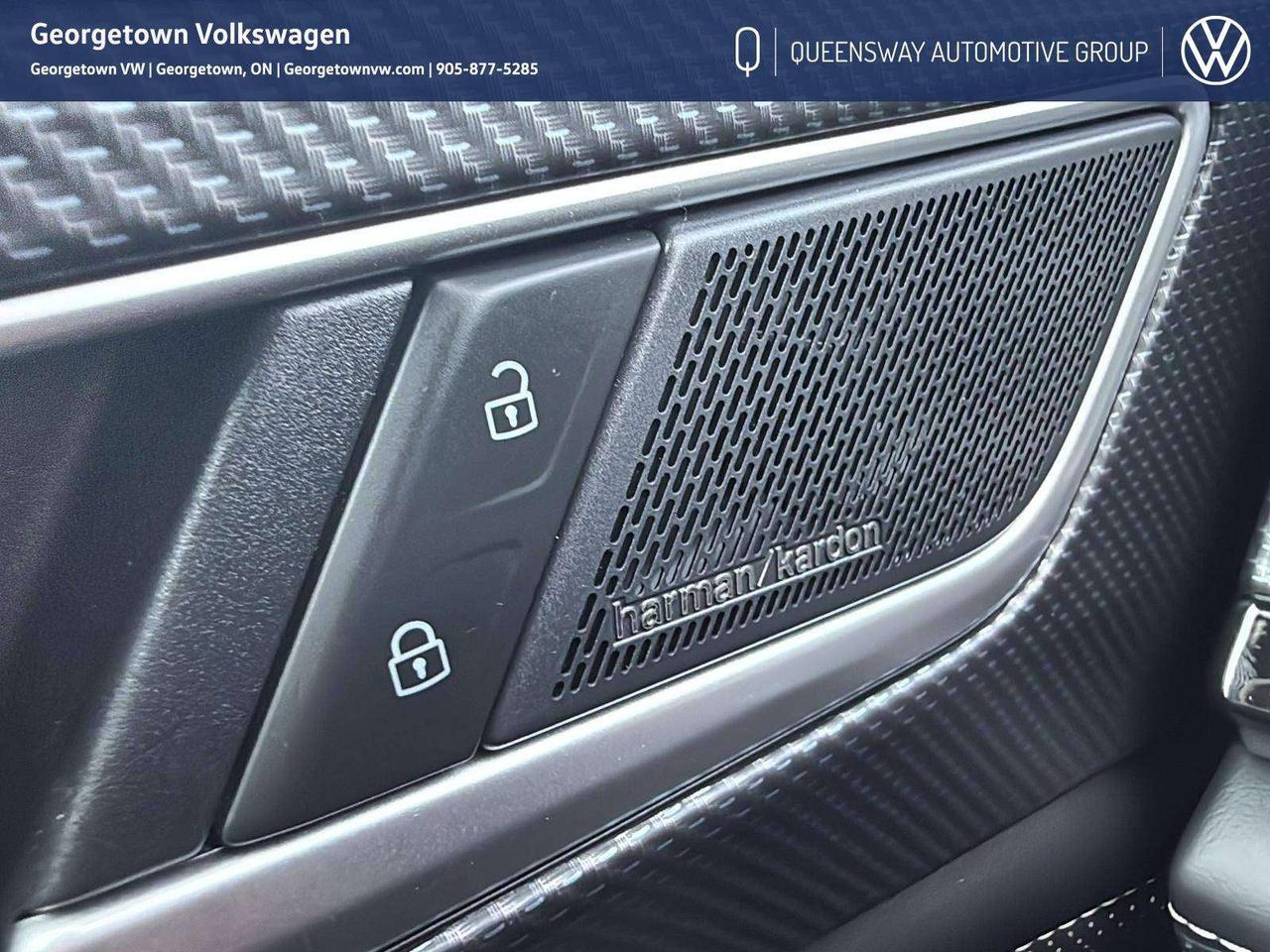 2025 Volkswagen Atlas 2.0 TSI Highline Pano Roof   Carplay   360 View Cam Photo