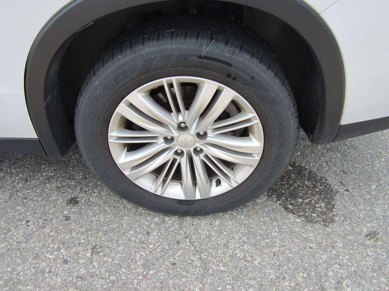 2024 Mitsubishi Outlander ES S-AWC ONE OWNER RENTAL NO ACCIDENTS Photo