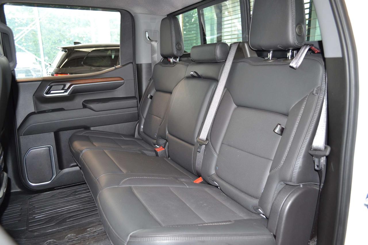 2024 GMC Sierra 1500 Denali Photo