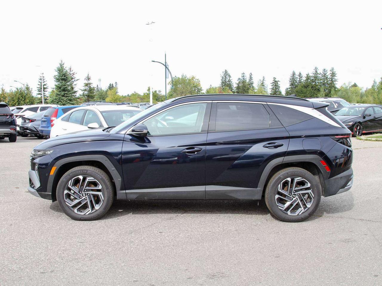 2025 Hyundai Tucson Ultimate AWD demo used Photo2