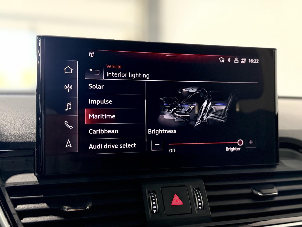 2023 Audi SQ5 Technik Photo