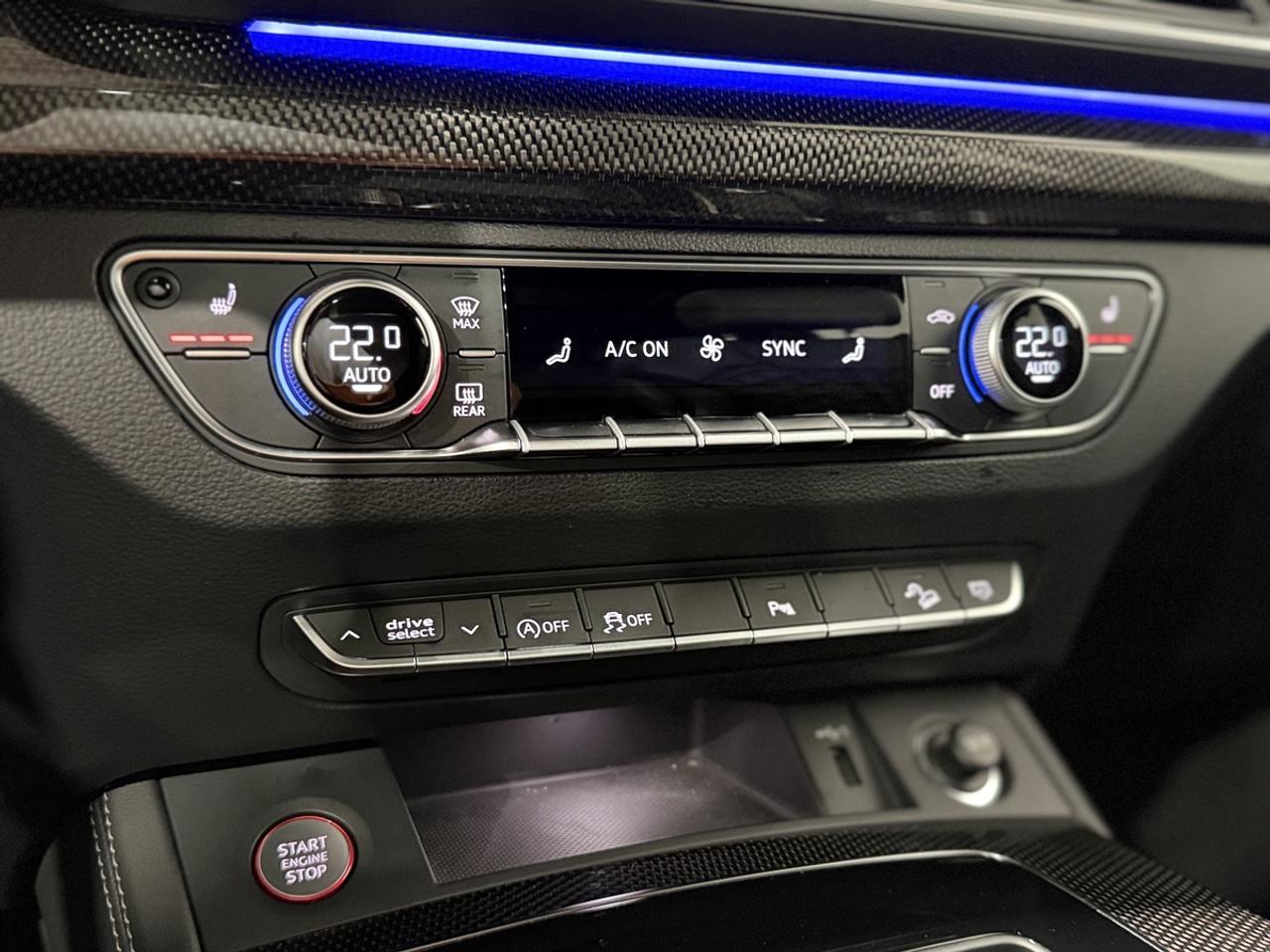 2023 Audi SQ5 Technik Photo