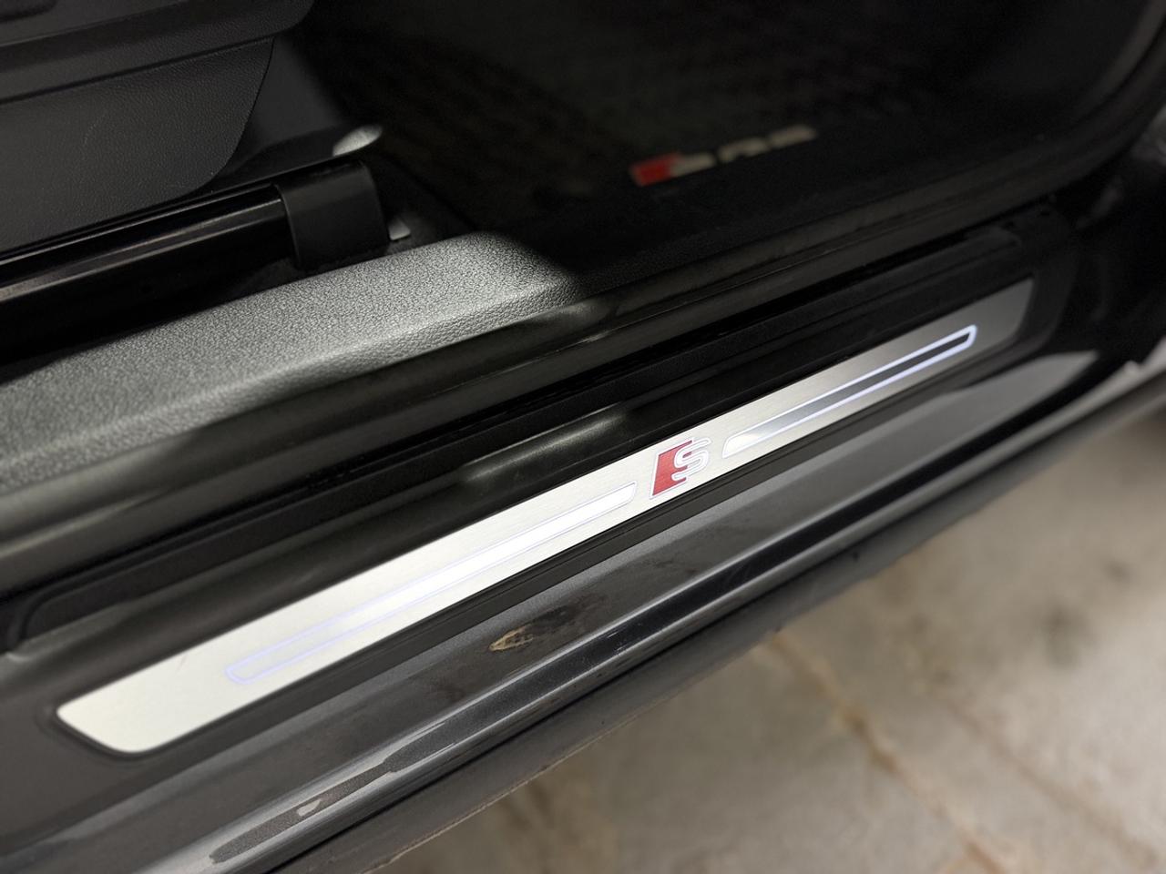 2023 Audi SQ5 Technik Photo