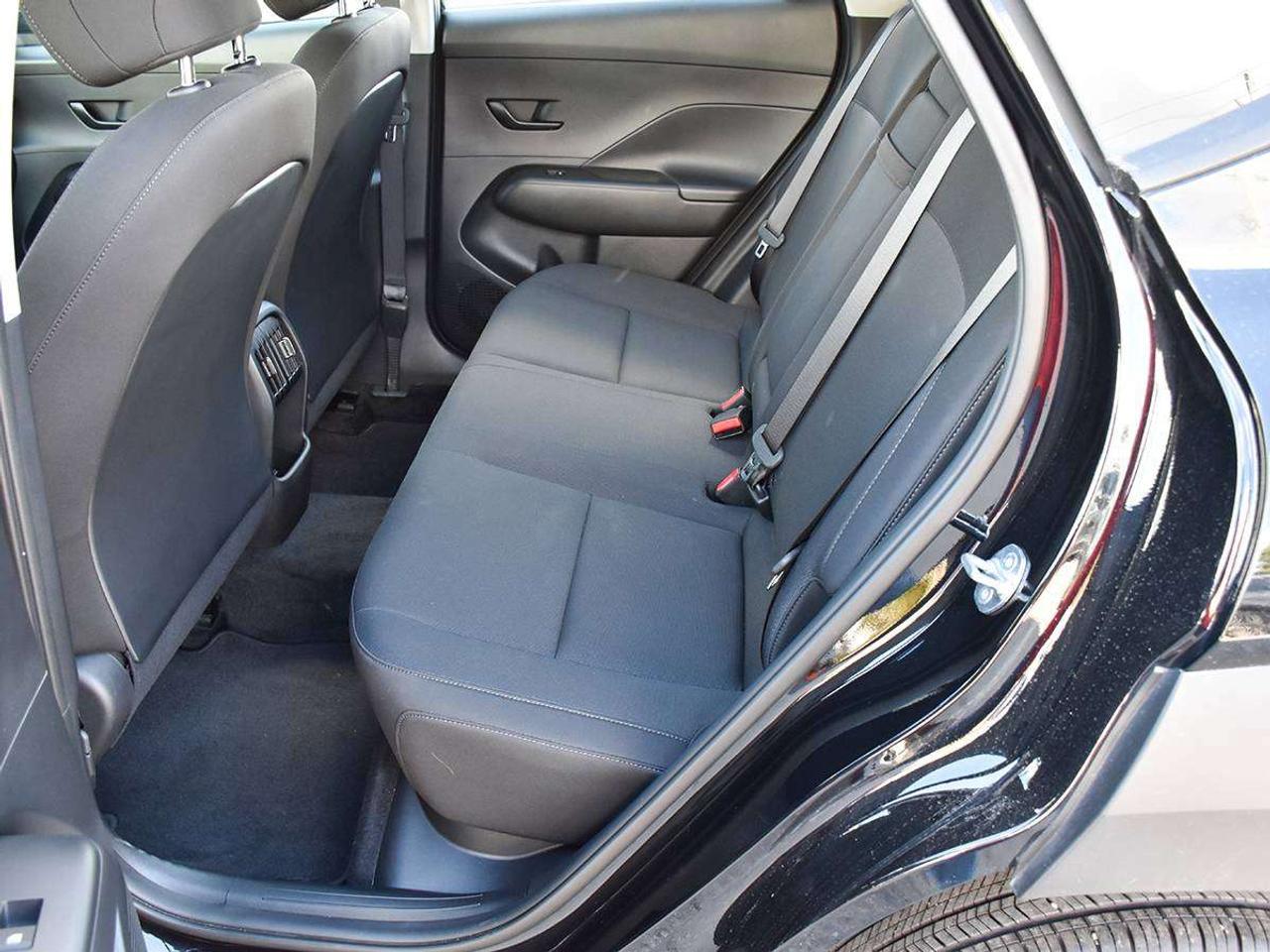 2026 Hyundai KONA 2.0L Essential AWD demo used Photo