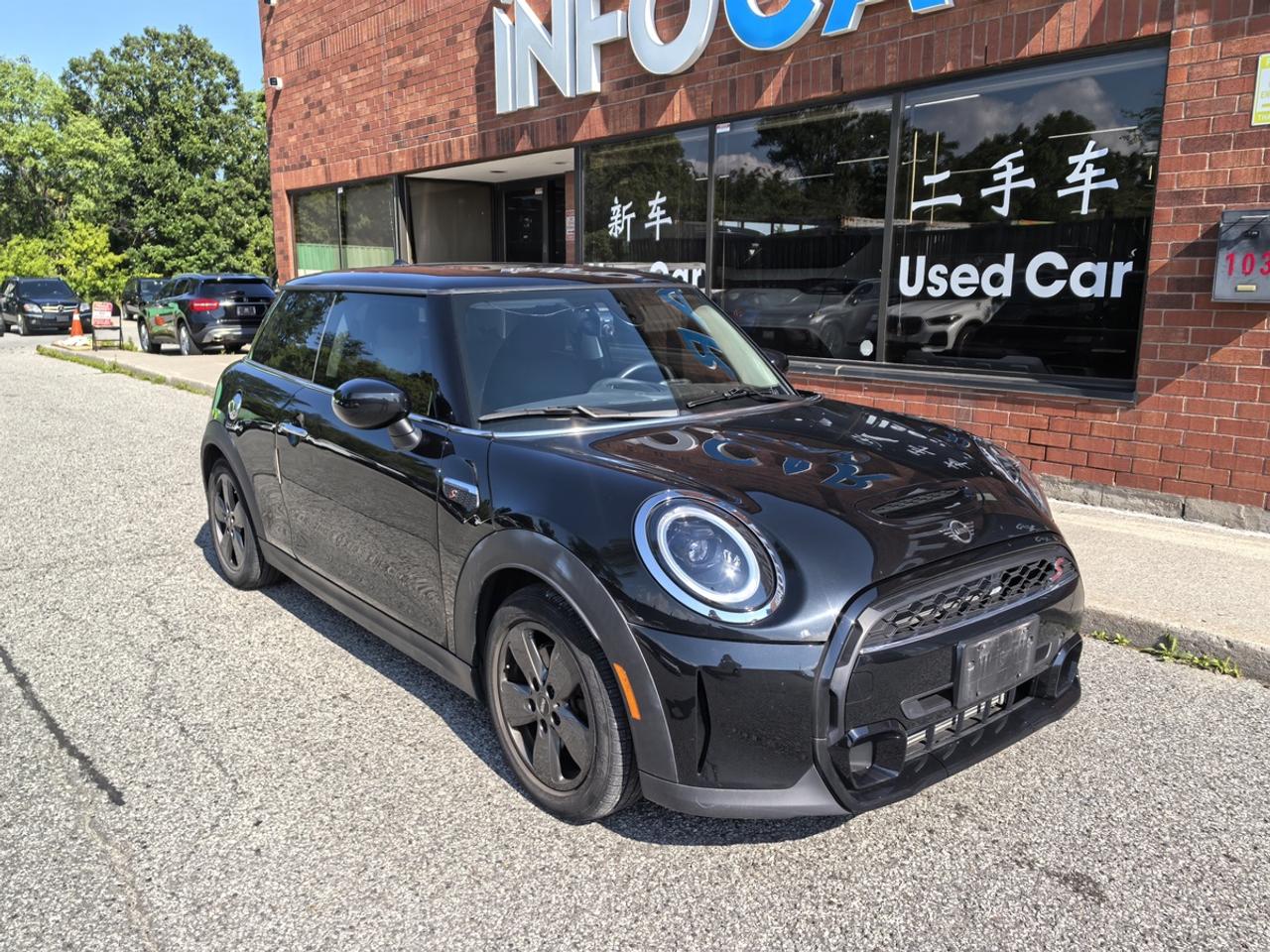 2023 MINI 3-Door Cooper S Photo