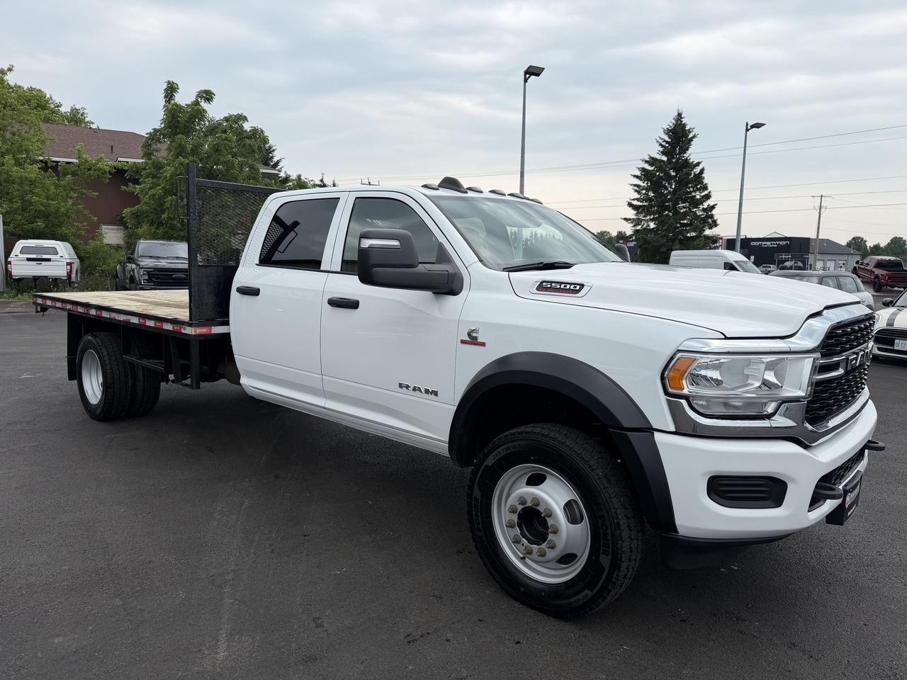 2024 RAM 5500 SLT 4x4 Crew Cab 197.4  WB Photo