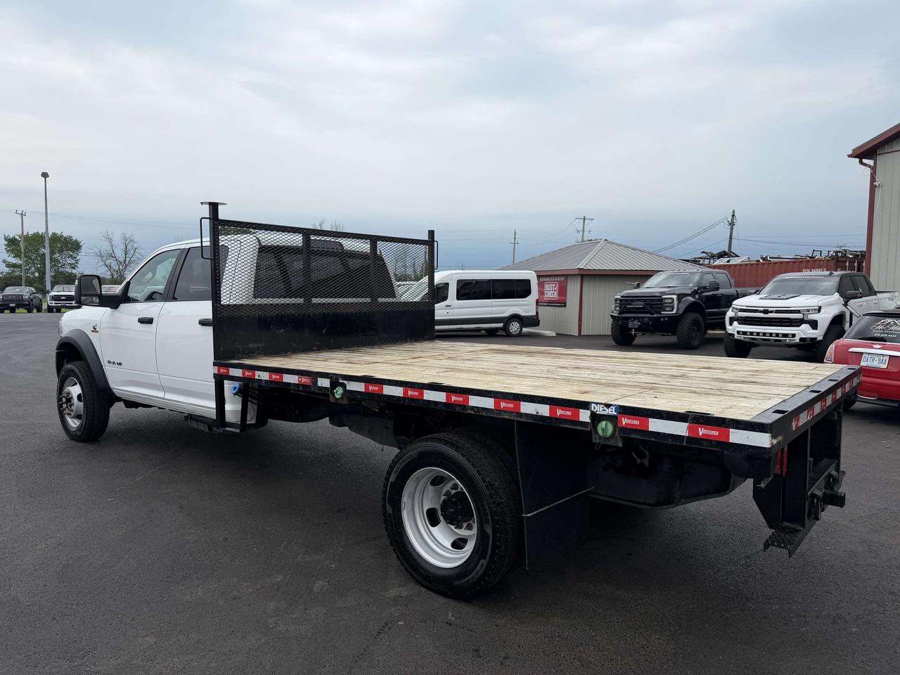 2024 RAM 5500 SLT 4x4 Crew Cab 197.4  WB Photo