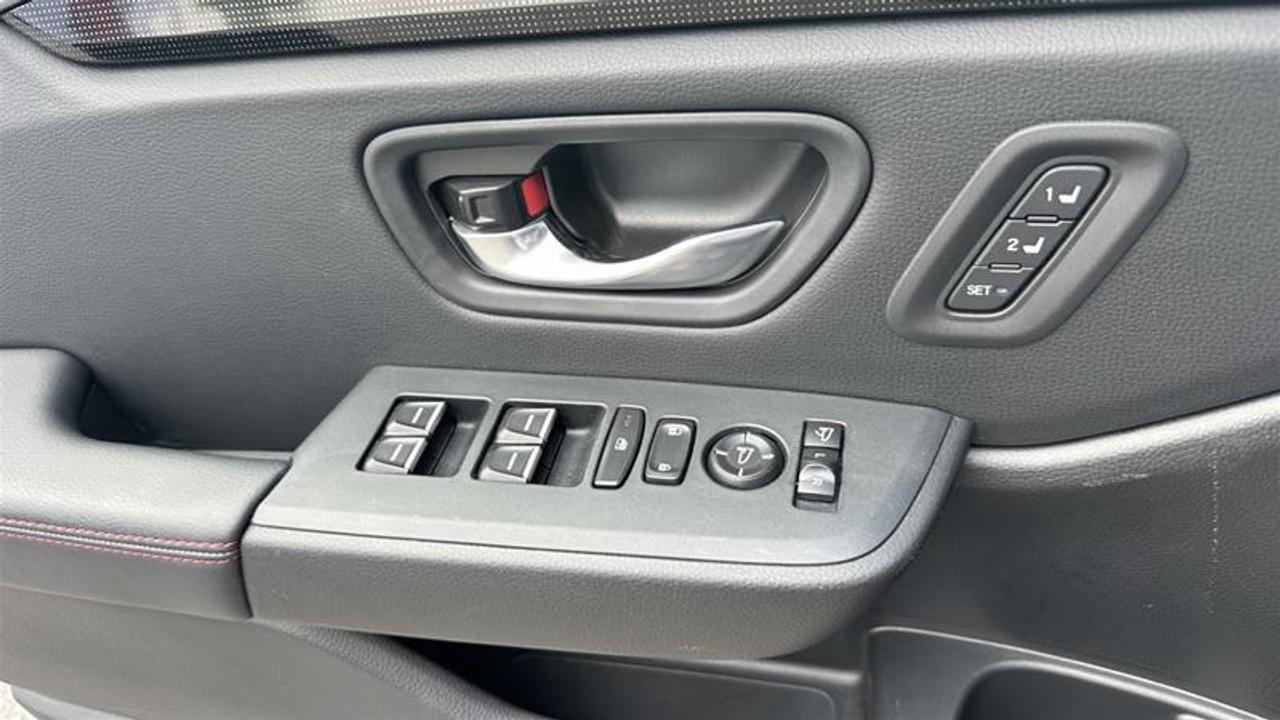 2025 Honda Pilot Black Edition AWD 8-Seater vehicle Photo