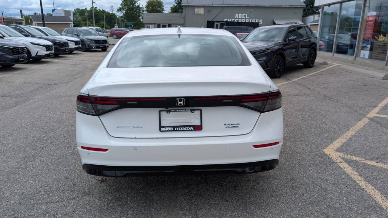 2026 Honda Accord Hybrid Touring 4dr Sedan Photo3