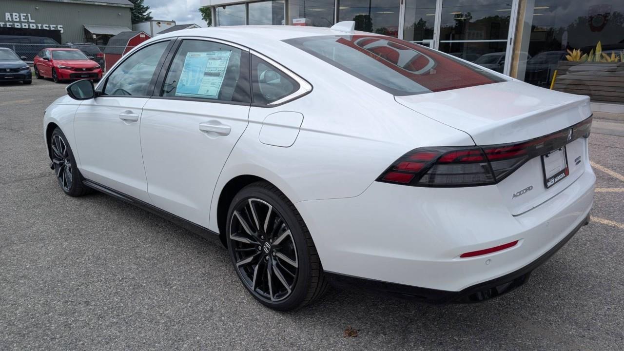 2026 Honda Accord Hybrid Touring 4dr Sedan Photo2