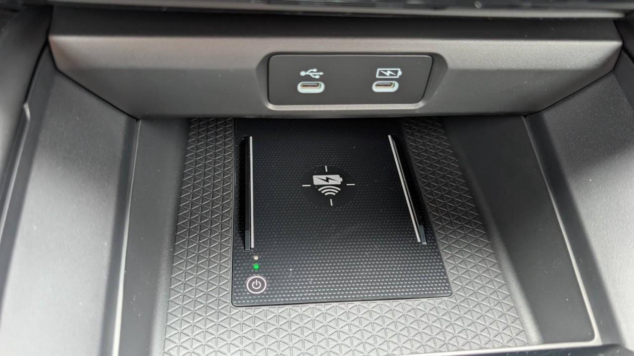 2026 Honda Accord Hybrid Touring 4dr Sedan Photo