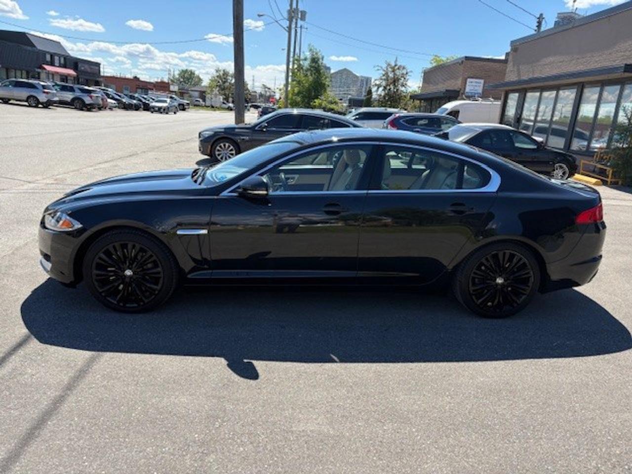 2013 Jaguar XF 3.0L 4dr All-Wheel Drive Sedan Photo