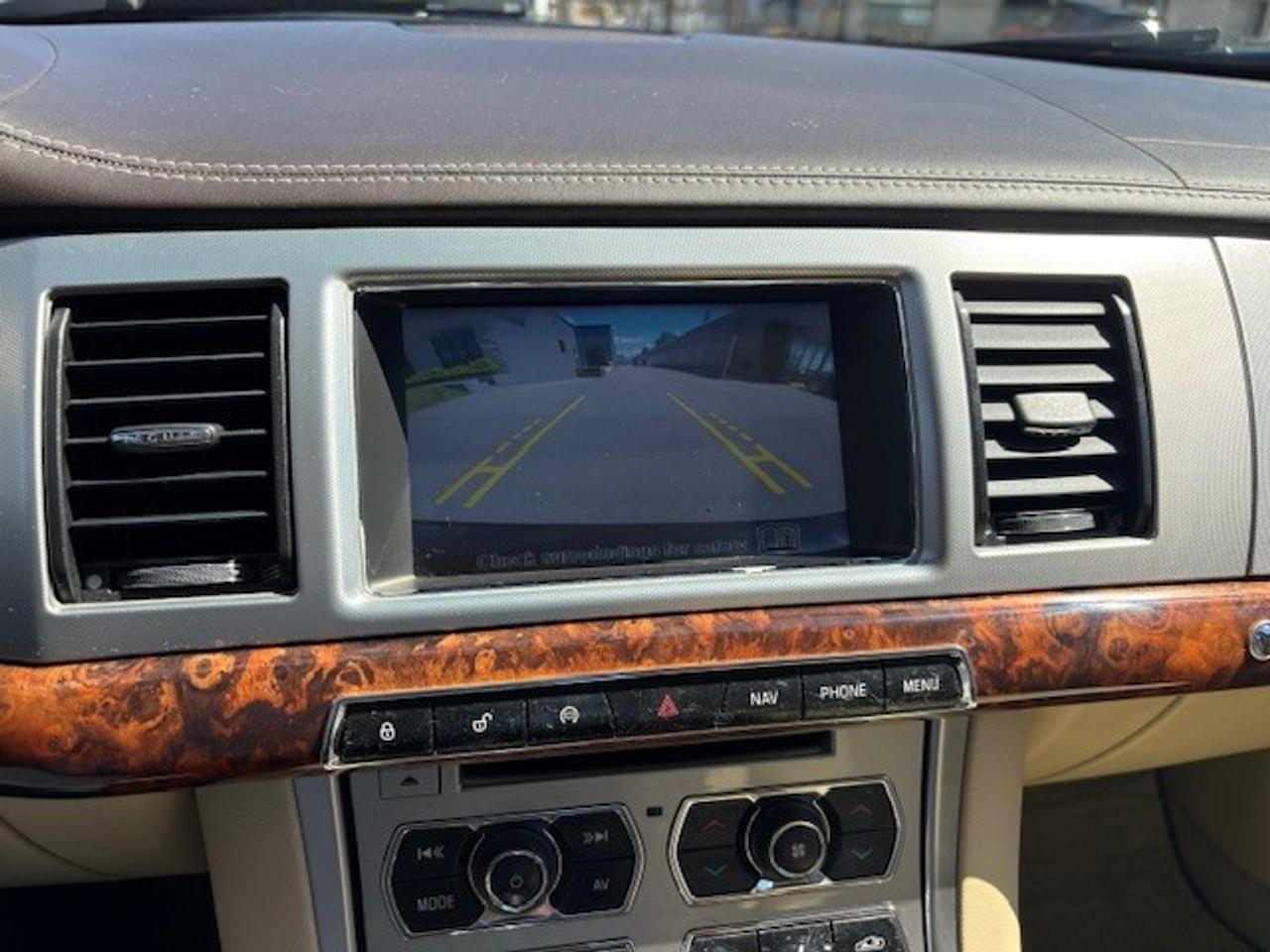 2013 Jaguar XF 3.0L 4dr All-Wheel Drive Sedan Photo