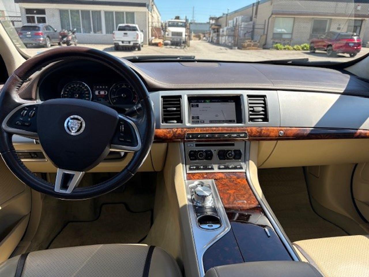 2013 Jaguar XF 3.0L 4dr All-Wheel Drive Sedan Photo