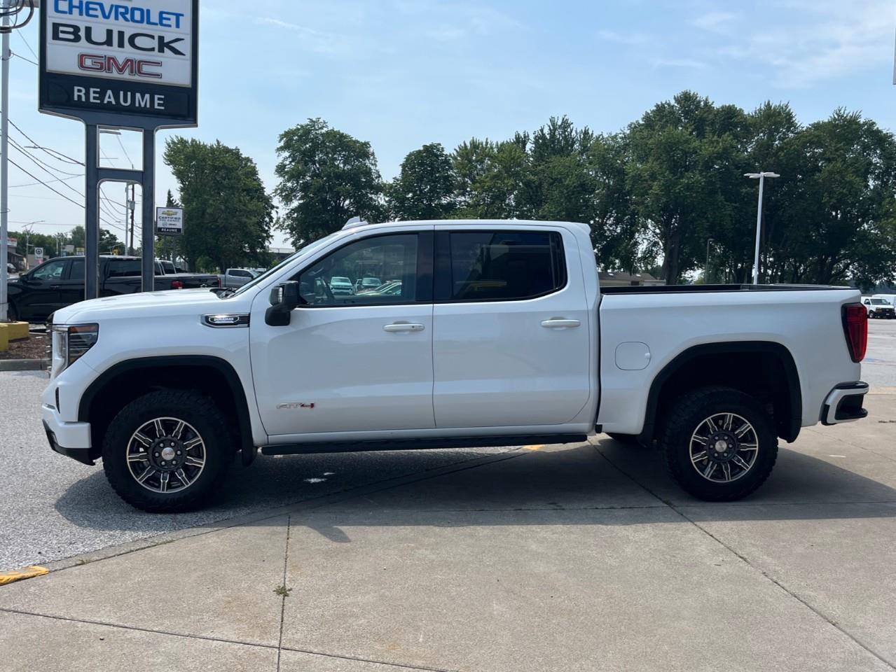 2026 GMC Sierra 1500 AT4 CPO RATES APPLY @ 0.99%-5.49% OAC Photo