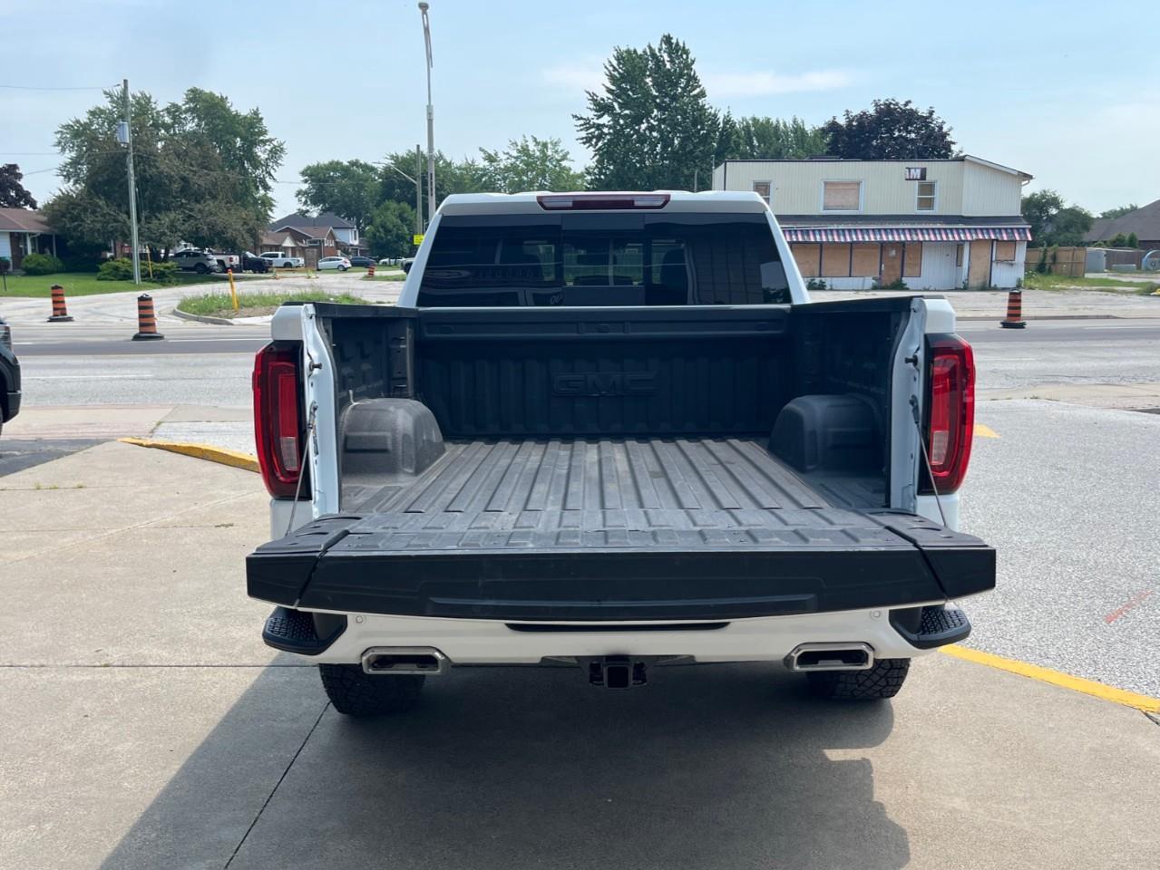 2026 GMC Sierra 1500 AT4 CPO RATES APPLY @ 0.99%-5.49% OAC Photo