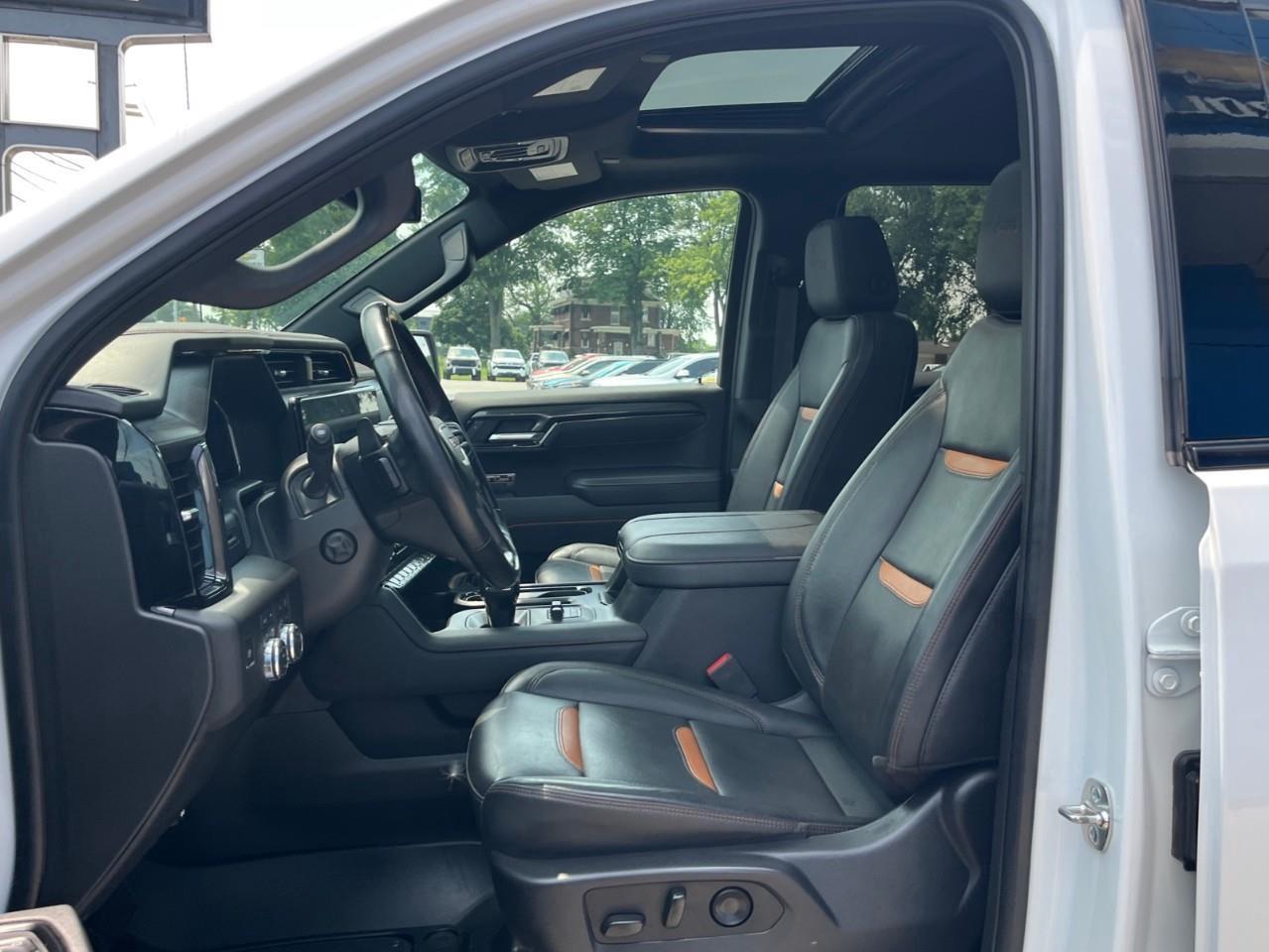 2026 GMC Sierra 1500 AT4 CPO RATES APPLY @ 0.99%-5.49% OAC Photo