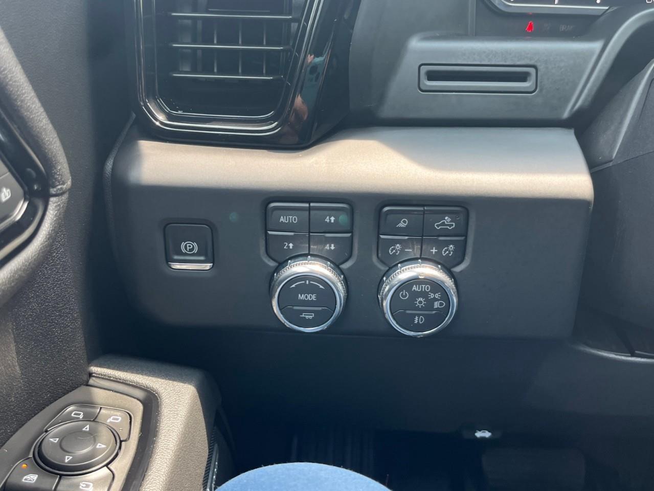 2026 GMC Sierra 1500 AT4 CPO RATES APPLY @ 0.99%-5.49% OAC Photo