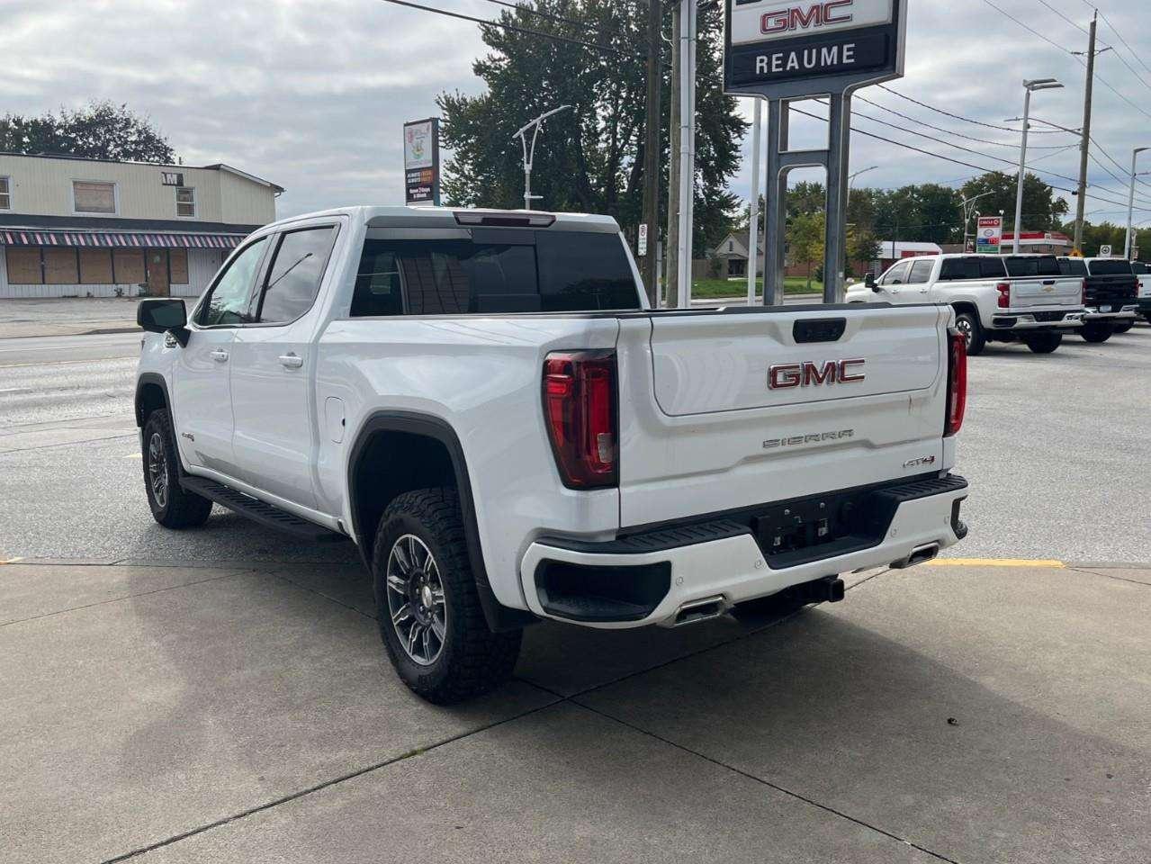 2026 GMC Sierra 1500 AT4 CPO RATES APPLY @ 0.99%-5.49% OAC Photo