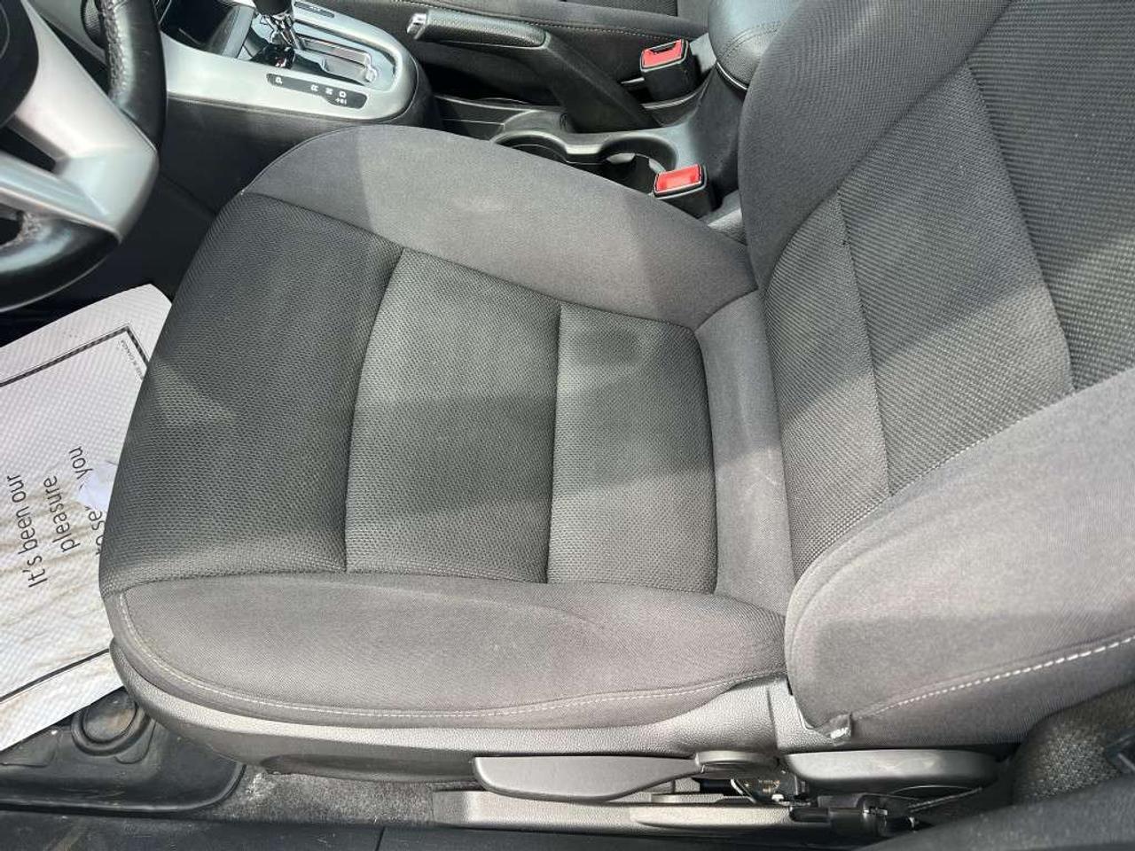 2014 Chevrolet Cruze 1LT Auto 4dr Sedan Automatic Photo