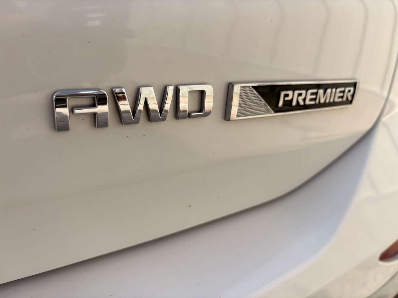 2018 Chevrolet Equinox Premier AWD 4DR, NAV, Lane Assist, Heated Steering, Photo