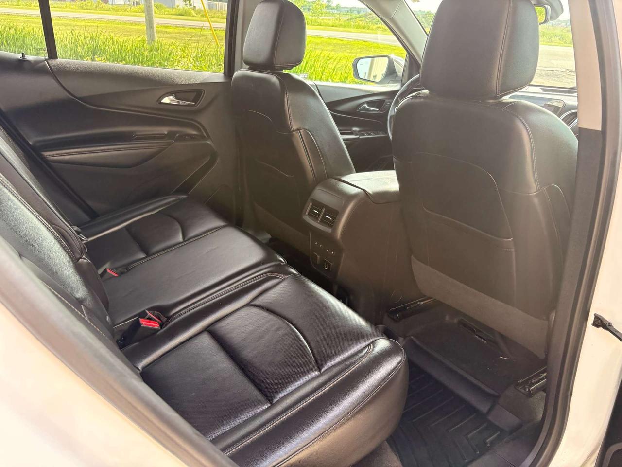 2018 Chevrolet Equinox Premier AWD 4DR, NAV, Lane Assist, Heated Steering, Photo