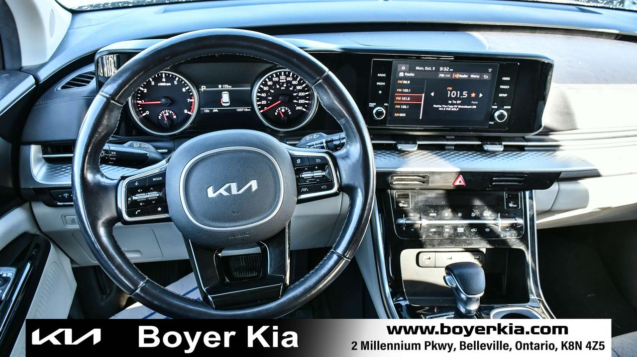 2023 Kia Carnival LX+ FWD Photo