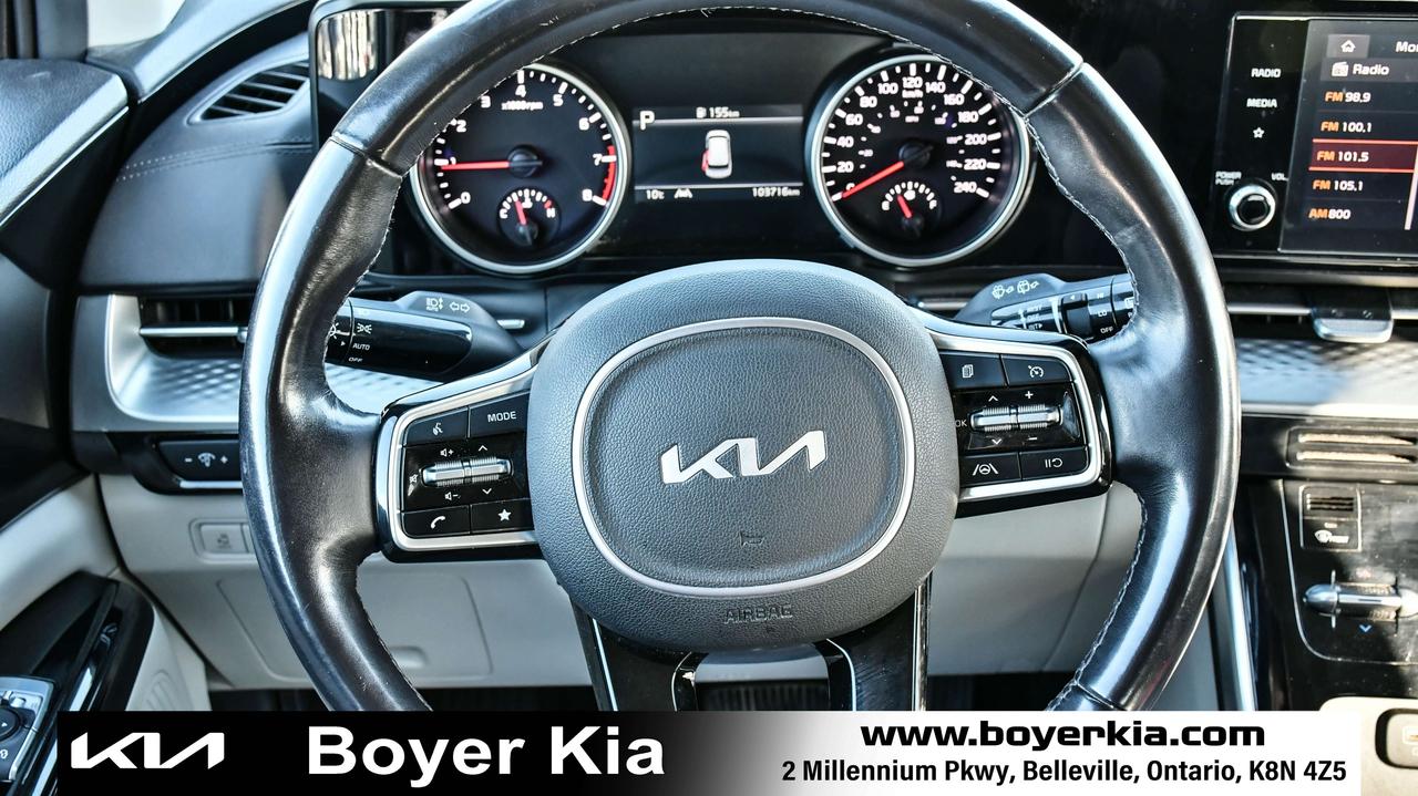 2023 Kia Carnival LX+ FWD Photo