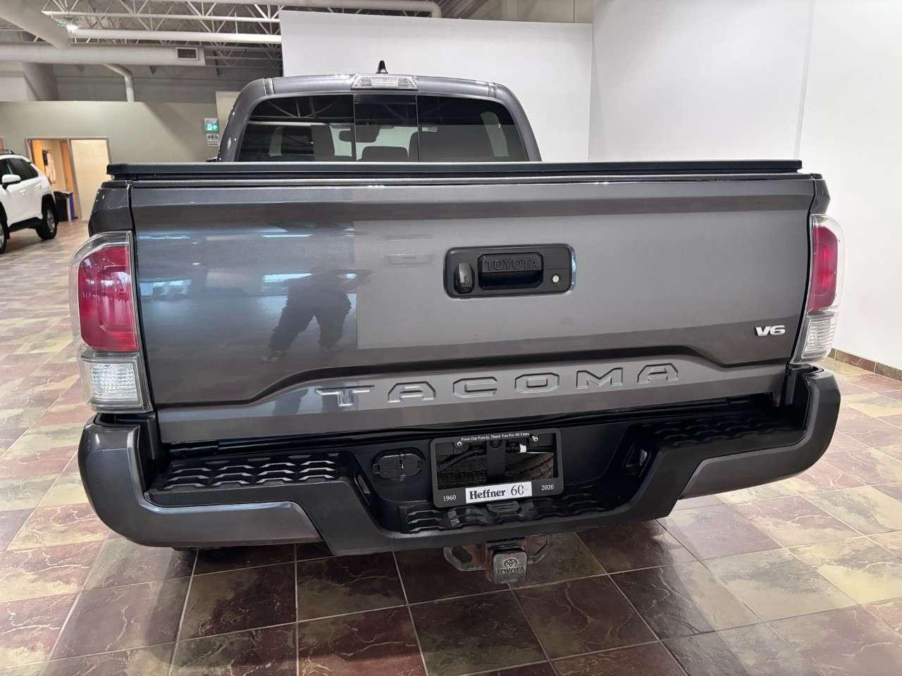 2021 Toyota Tacoma 4x4 Double Cab Auto Photo