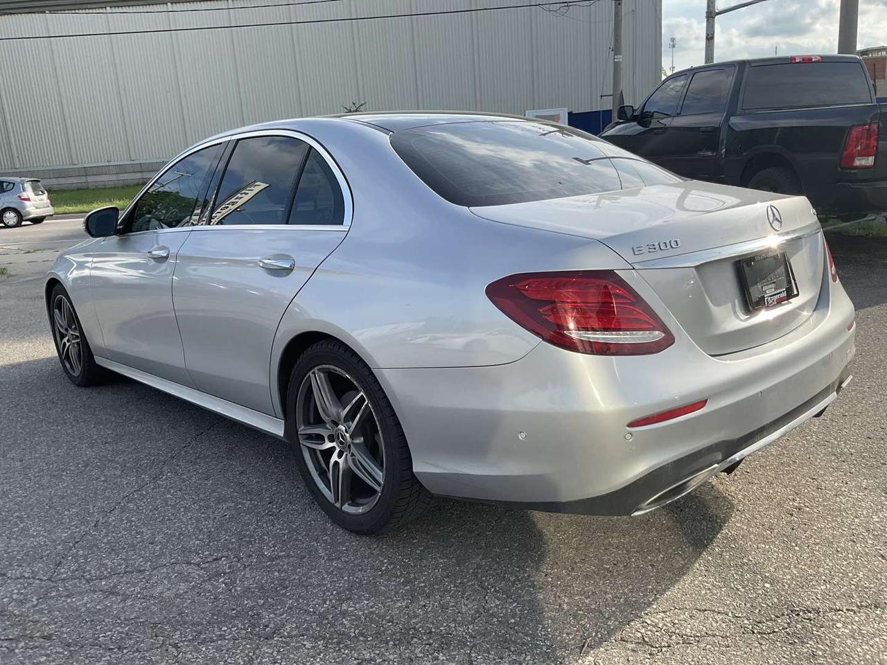 2019 Mercedes-Benz E-Class E300 4MATIC Sedan - AMG PKG! BURMESTER! INTELLIGENT DRIVE! Photo4