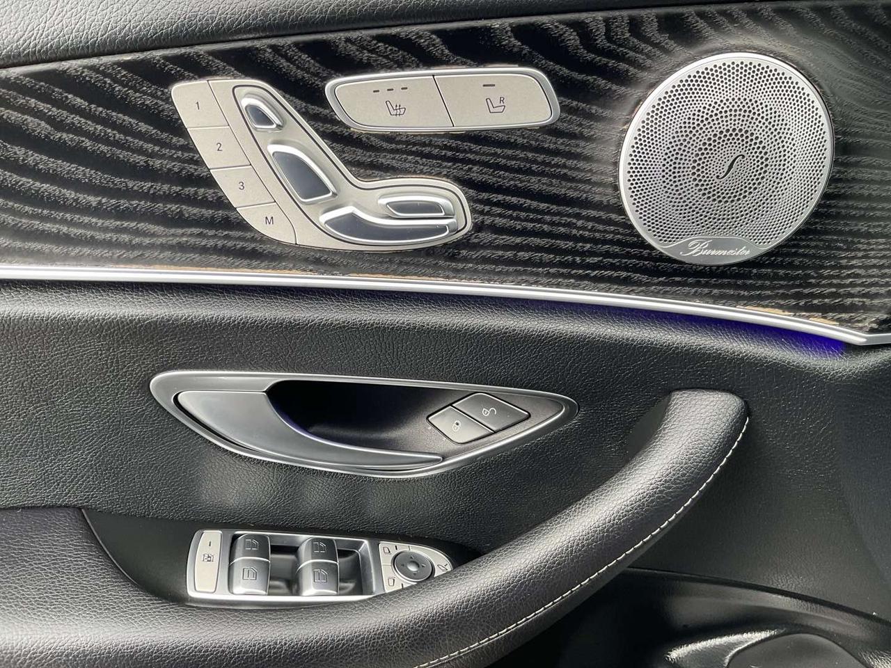 2019 Mercedes-Benz E-Class E300 4MATIC Sedan - AMG PKG! BURMESTER! INTELLIGENT DRIVE! Photo