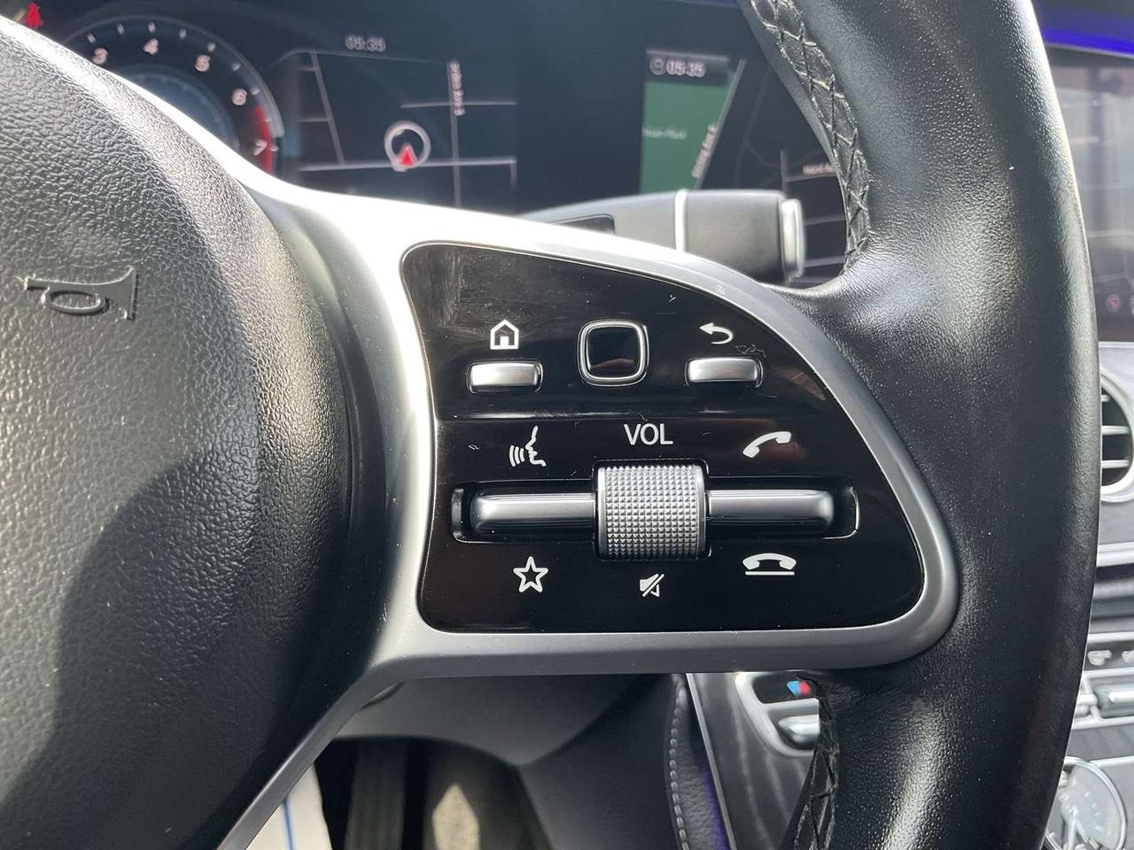 2019 Mercedes-Benz E-Class E300 4MATIC Sedan - AMG PKG! BURMESTER! INTELLIGENT DRIVE! Photo