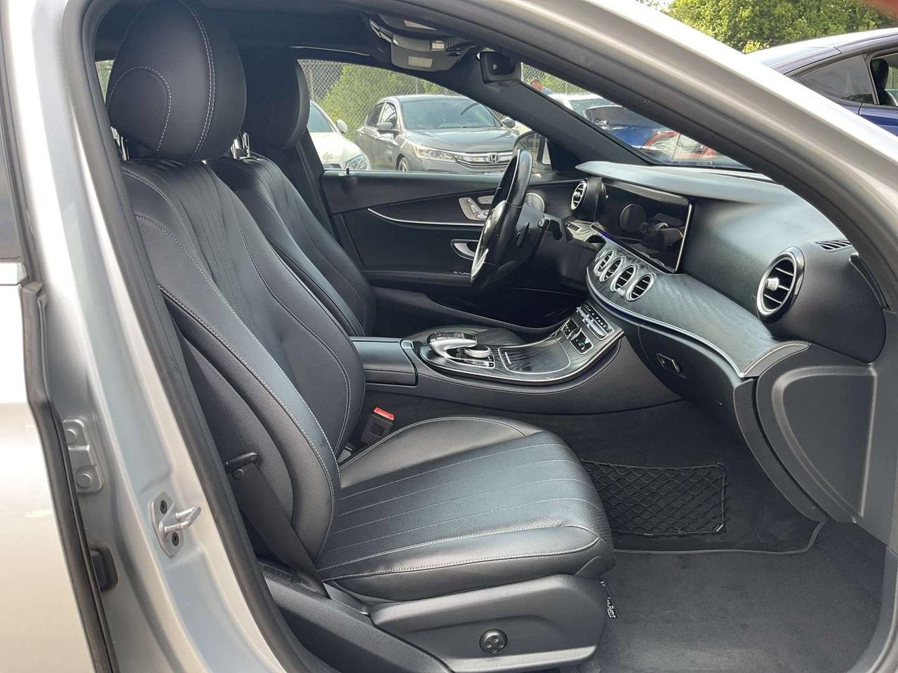 2019 Mercedes-Benz E-Class E300 4MATIC Sedan - AMG PKG! BURMESTER! INTELLIGENT DRIVE! Photo