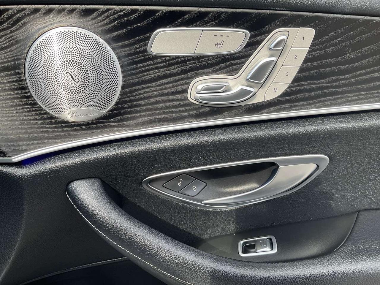 2019 Mercedes-Benz E-Class E300 4MATIC Sedan - AMG PKG! BURMESTER! INTELLIGENT DRIVE! Photo