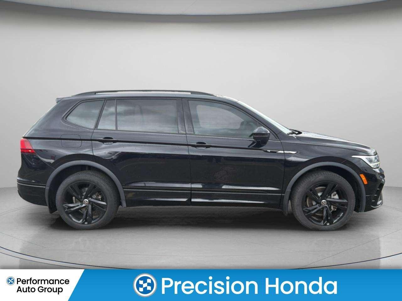 2024 Volkswagen Tiguan Comfortline R-Line Black Edition Photo
