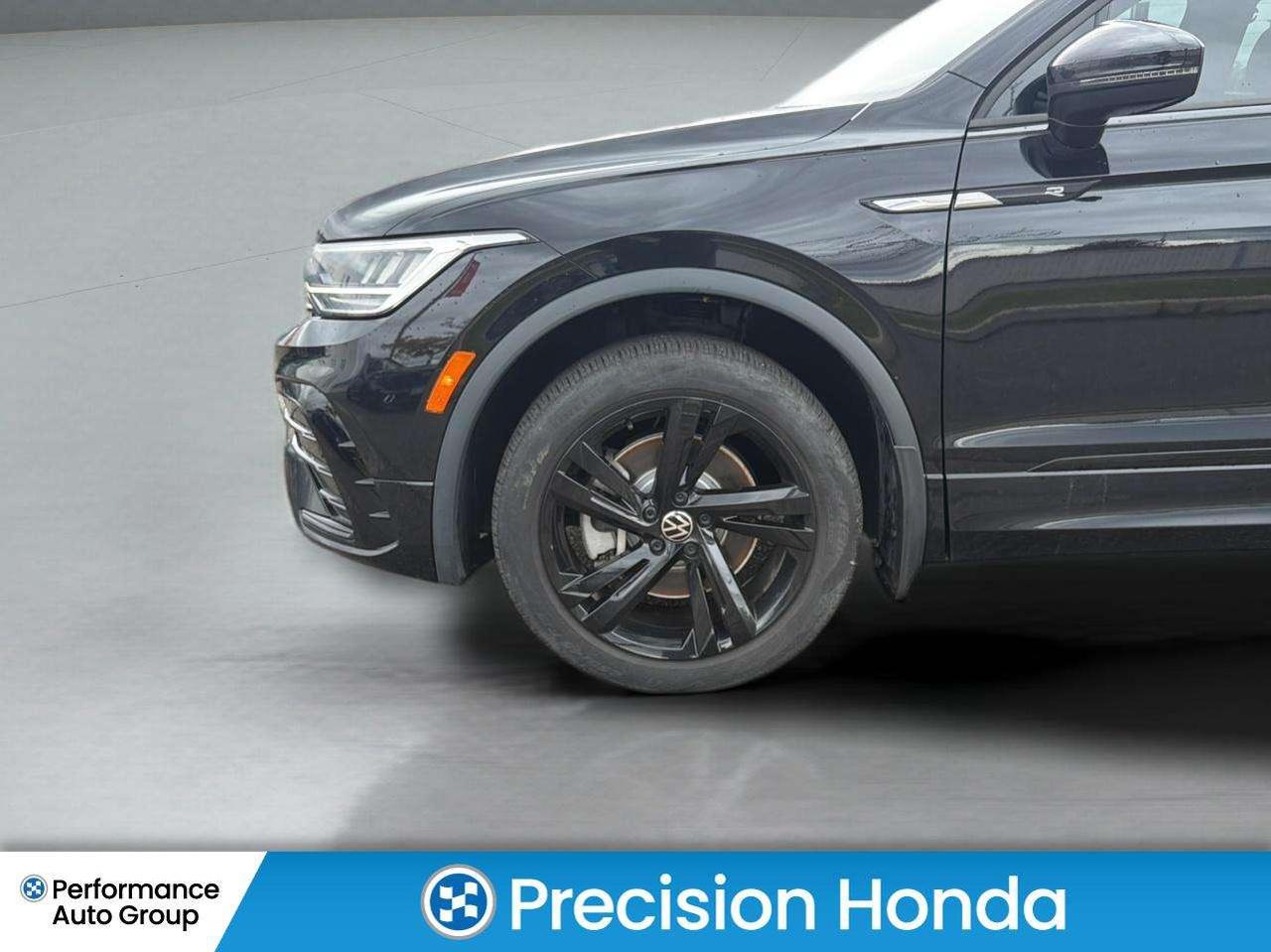 2024 Volkswagen Tiguan Comfortline R-Line Black Edition Photo